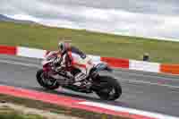 cadwell-no-limits-trackday;cadwell-park;cadwell-park-photographs;cadwell-trackday-photographs;enduro-digital-images;event-digital-images;eventdigitalimages;navarra;no-limits-trackdays;peter-wileman-photography;racing-digital-images;trackday-digital-images;trackday-photos